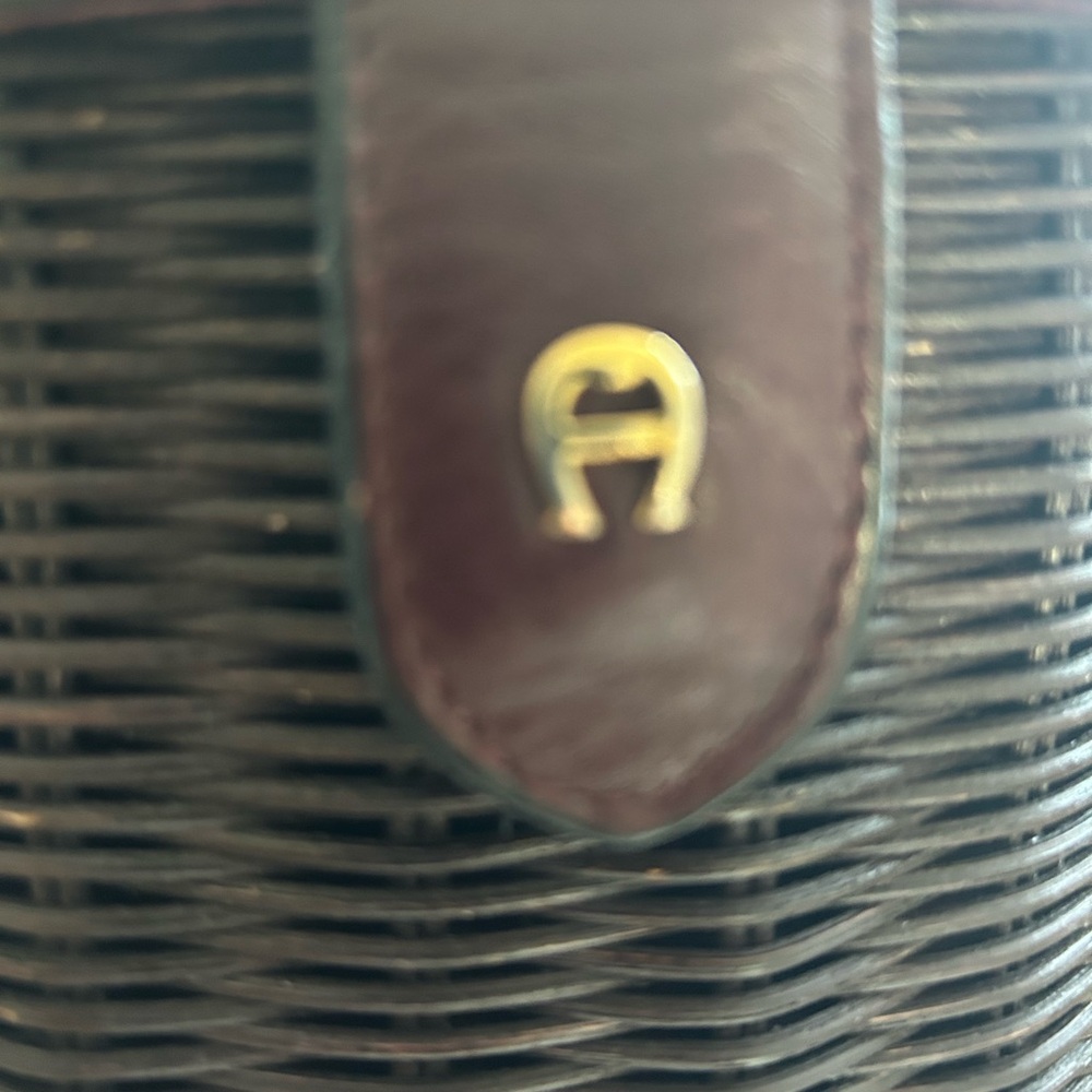 Etienne Aigner Maroon Leather and Wicker Bag Vintage - Picture 6 of 14